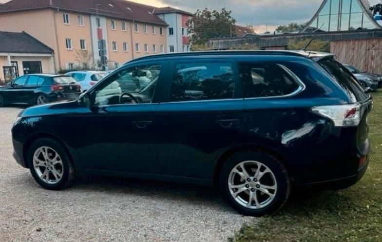 Gebraucht Mitsubishi Outlander 150 PS (110 kW) 2013 Schwarz SUV