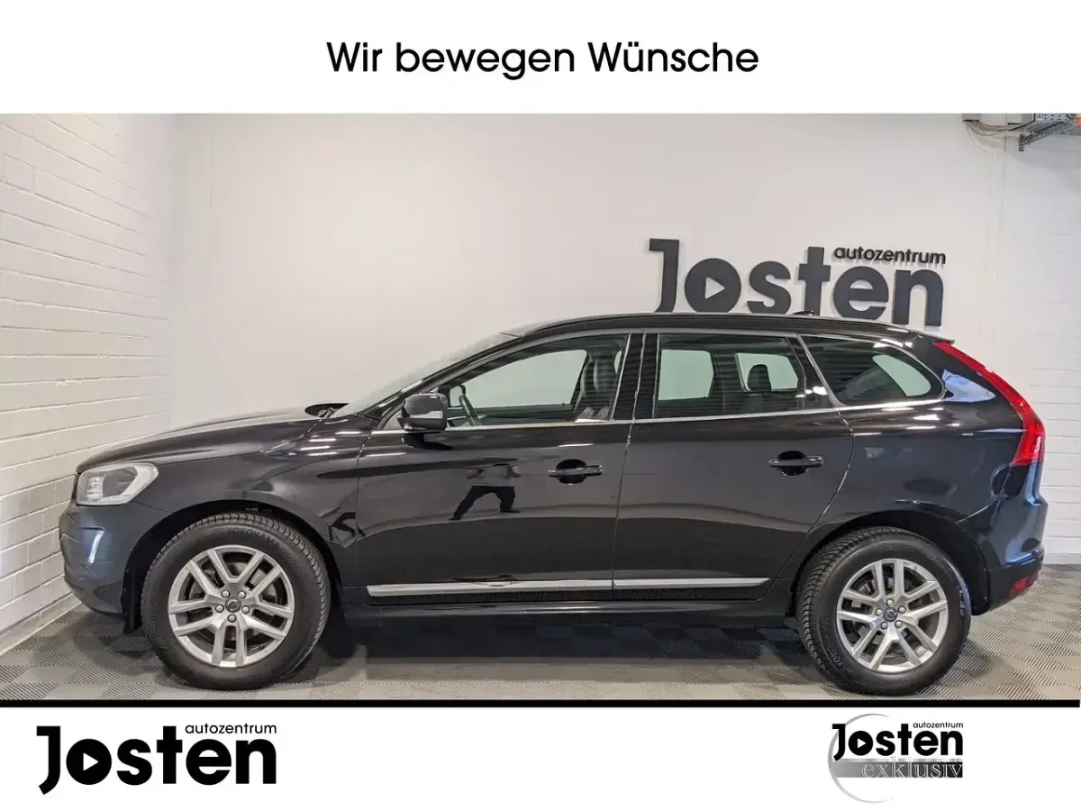 Gebraucht Volvo XC60 Summum 190 PS (139 kW) 2017 Onyx black / metallic SUV