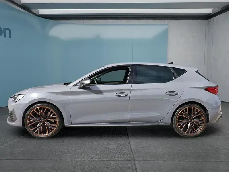 Gebraucht Cupra Leon 300 PS (220 kW) 2024 Grau Kleinwagen