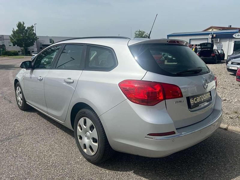 Gebraucht Opel Astra 120 PS (88 kW) 2013 Silber Kombi