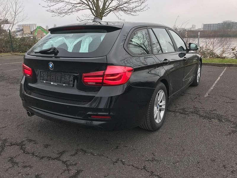 Gebraucht BMW 316 116 PS (85 kW) 2016 Schwarz 2