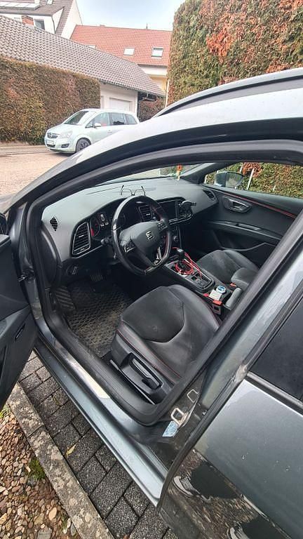 Gebraucht Seat Leon ST FR 179 PS (131 kW) 2017 Grau Kombi