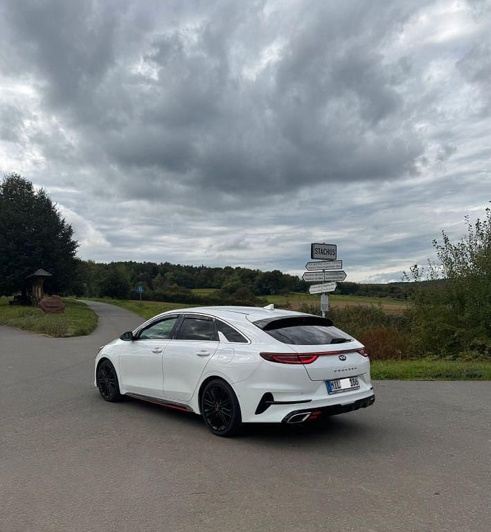 Gebraucht Kia ProCeed GT 204 PS (150 kW) 2019 Weiß Kombi