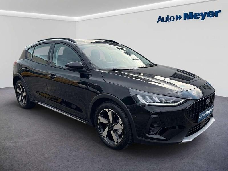 Gebraucht Ford Focus Active 125 PS (91 kW) 2024 Schwarz Limousine