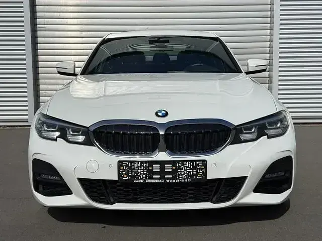 Gebraucht BMW 320 M Sport 190 PS (139 kW) 2020 Alpinweiss iii Limousine