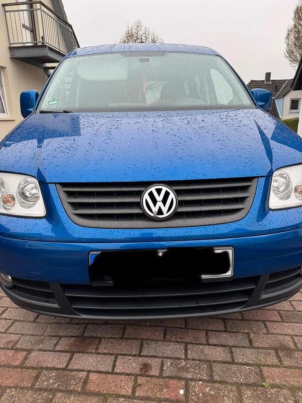 Second-hand VW Caddy 109 CP (80 kW) 2008 Albastru Monovolum