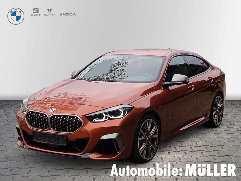 Orange Gebraucht 2022 BMW M235 Performance Limousine | 34.980 € (Fairer Preis) - Bild 1/4