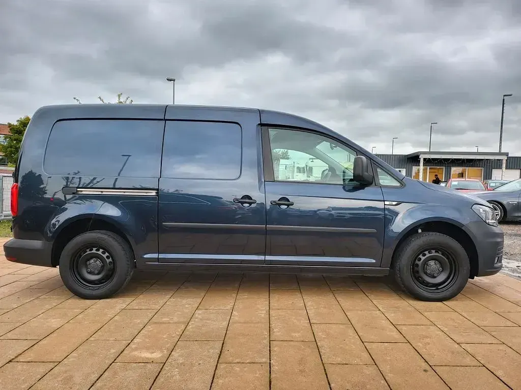 Gebraucht VW Caddy 102 PS (75 kW) 2017 Starlight blue Van / Kleinbus