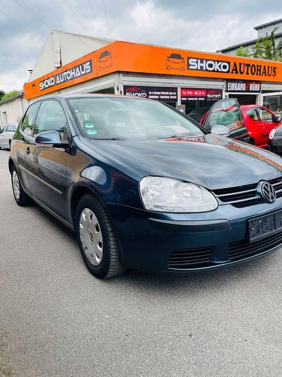 Blau Gebraucht 2005 VW Golf V Trendline Limousine | 1.700 € (Guter Preis) - Bild 1/4