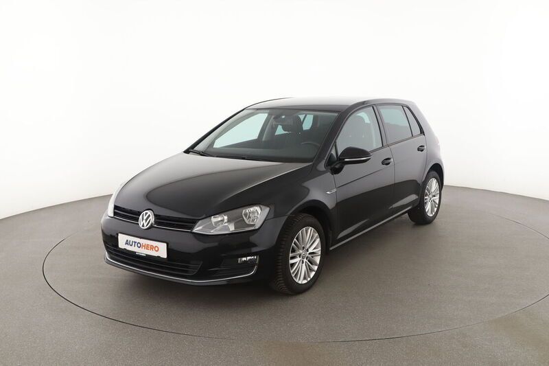 Schwarz Gebraucht 2016 VW Golf VII LOUNGE Limousine | 13.690 € (Fairer Preis) - Bild 1/4