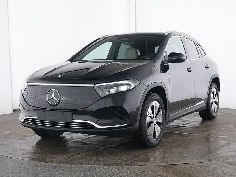 Gebraucht Mercedes EQA250 Advanced 139 kW (190 PS) 2025 Schwarz SUV