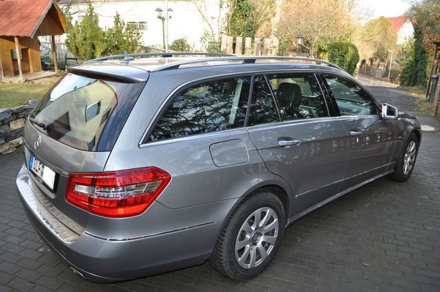 Gebraucht Mercedes E350 231 PS (169 kW) 2010 Silber metallic Kombi