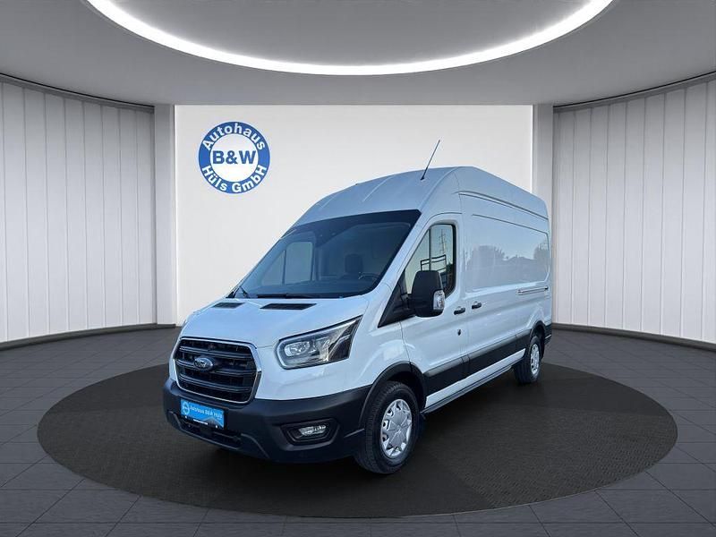 Gebraucht Ford Transit Trend 185 PS (136 kW) 2020 Weiß Van / Kleinbus
