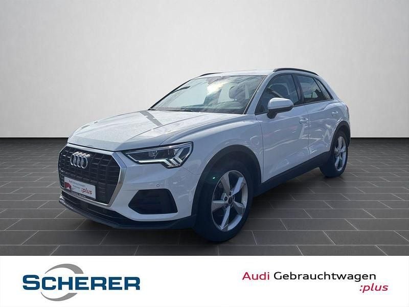 Weiß Gebraucht 2023 Audi Q3 Basis SUV | 33.900 € (Guter Preis) - Bild 1/4