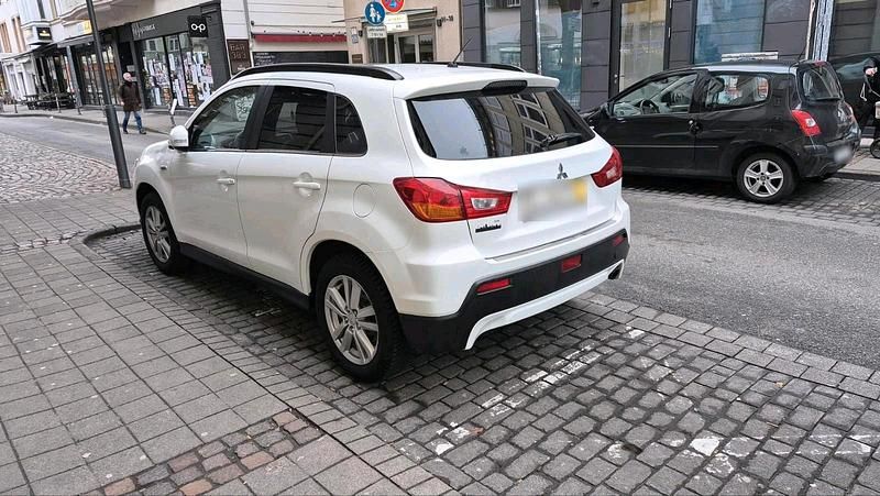 Gebraucht Mitsubishi ASX 150 PS (110 kW) 2011 Weiß SUV