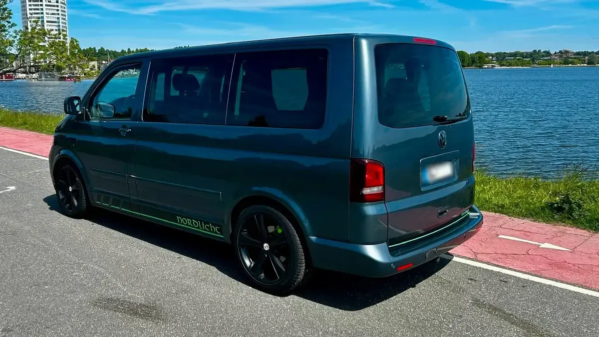 Gebraucht VW Multivan 174 PS (127 kW) 2008 Grau Van / Kleinbus