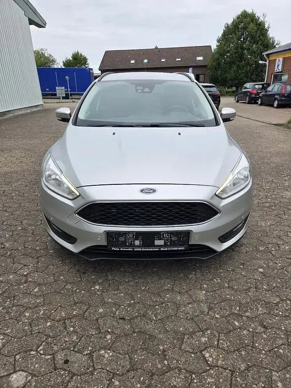 Gebraucht Ford Focus Business Edition 120 PS (88 kW) 2017 Silber Kombi