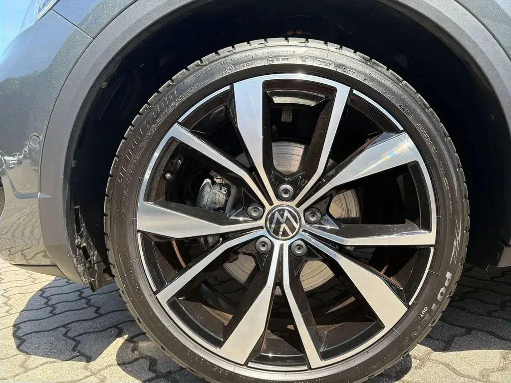 Gebraucht VW T-Roc R-line 190 PS (139 kW) 2025 Grau SUV