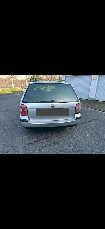Gebraucht VW Passat 130 PS (95 kW) 2002 Grau Kombi
