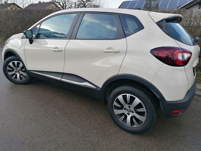 Gebraucht Renault Captur Experience 90 PS (66 kW) 2018 Beige SUV