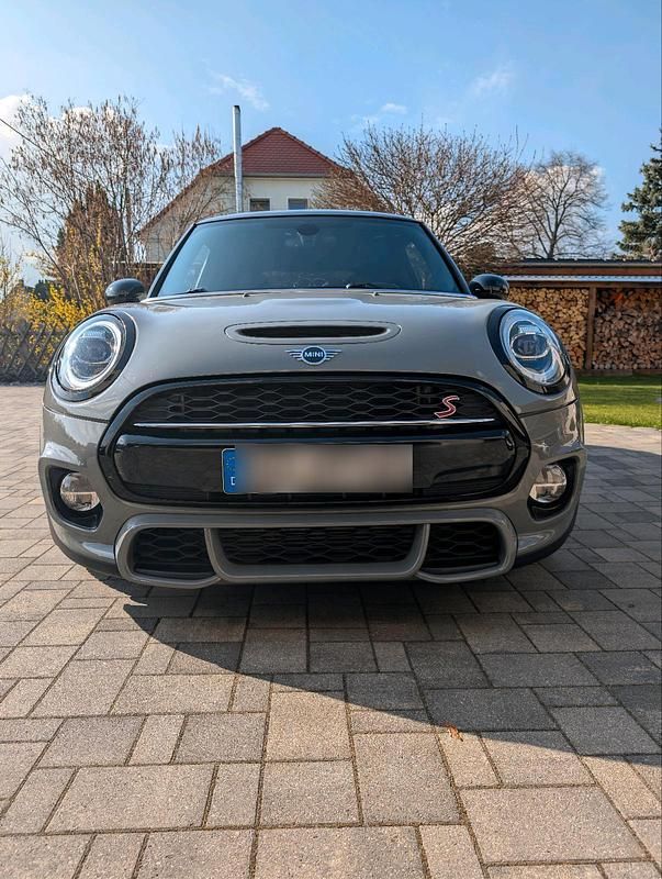 Gebraucht Mini Cooper SD 190 PS (139 kW) 2019 Grau Kleinwagen