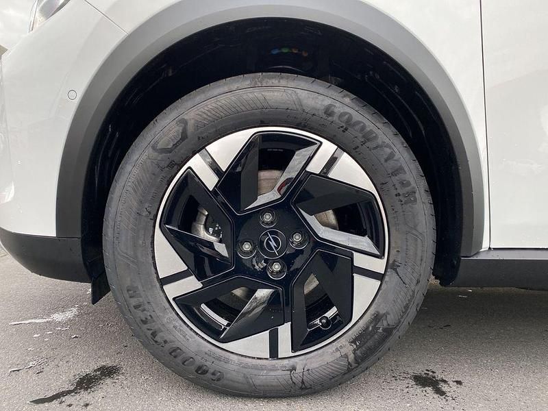 Neu Opel Frontera Ultimate 83 kW (113 PS) 2026 Weiß SUV