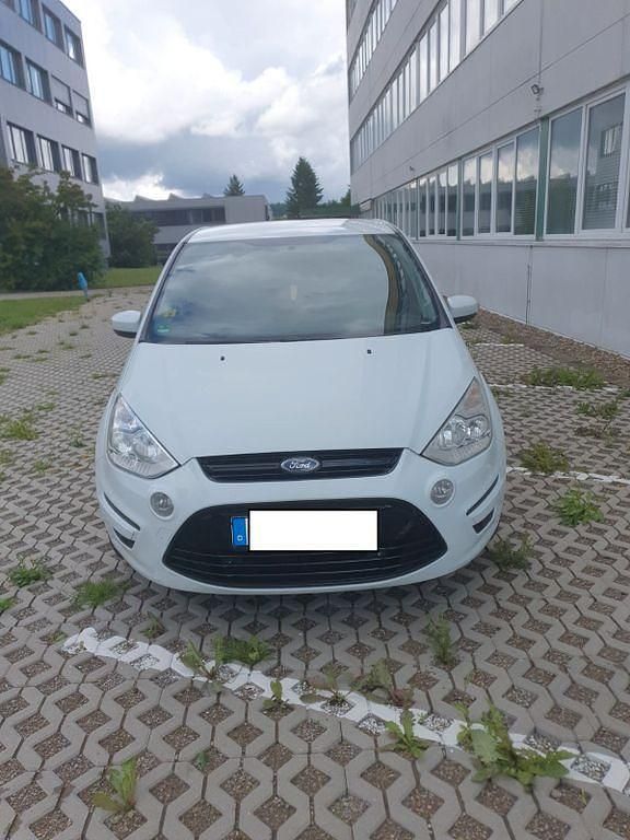 Weiß Gebraucht 2012 Ford S-MAX Trend Van / Kleinbus | 7.000 € (Fairer Preis) - Bild 1/4