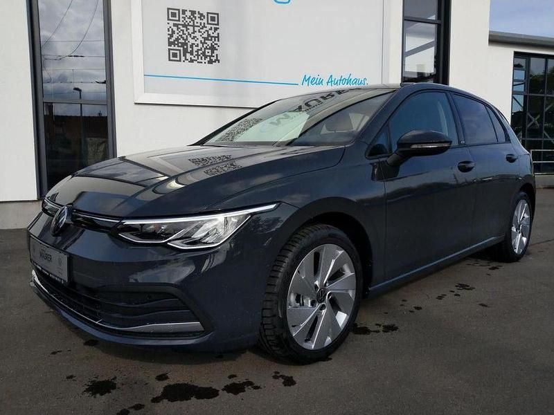 Gebraucht VW Golf VIII Active 150 PS (110 kW) 2023 Grau Limousine