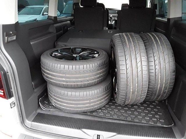 Usado VW Multivan Edition 150 HP (110 kW) 2021 Prateado Monovolume