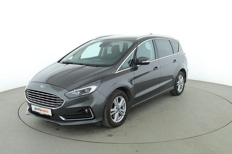 Gebraucht Ford S-MAX Titanium 165 PS (121 kW) 2020 Grau Van / Kleinbus