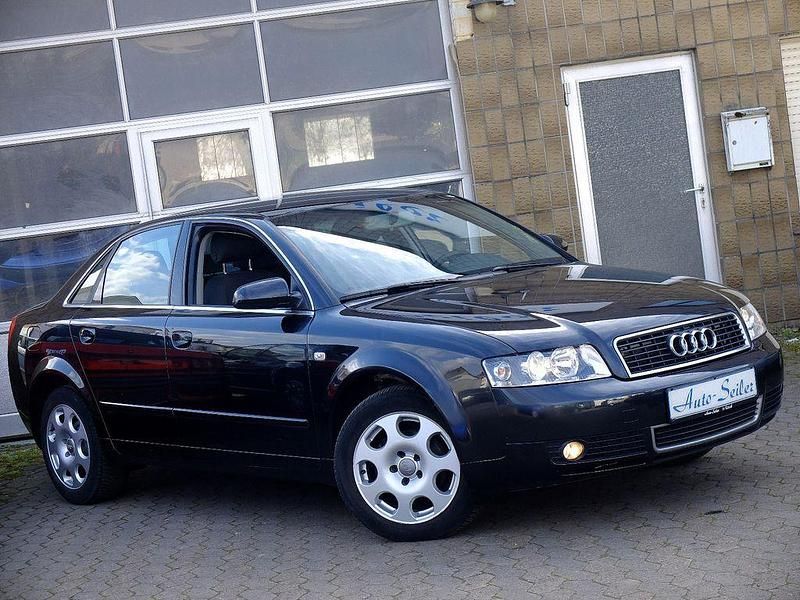 Gebraucht Audi A4 102 PS (75 kW) 2004 Schwarz Limousine