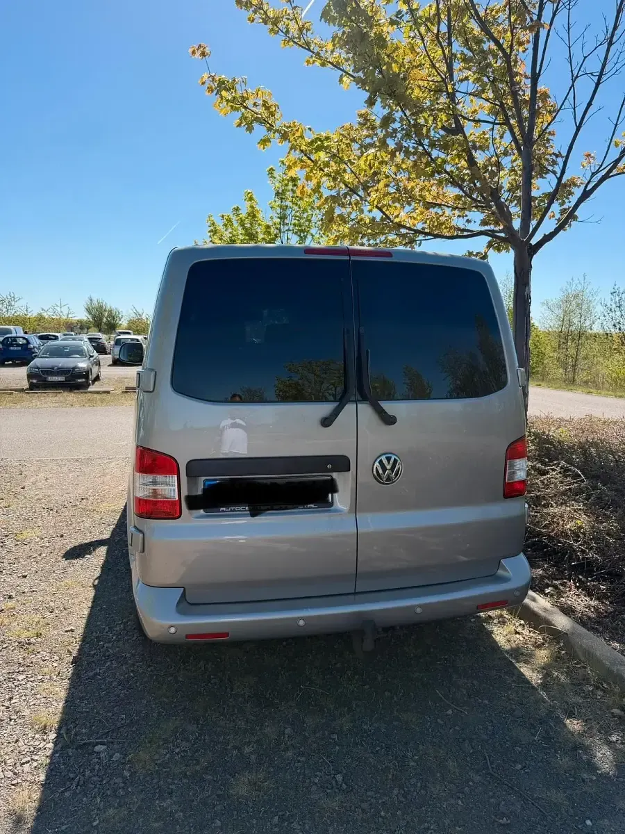 Gebraucht VW Caravelle 180 PS (132 kW) 2011 Van