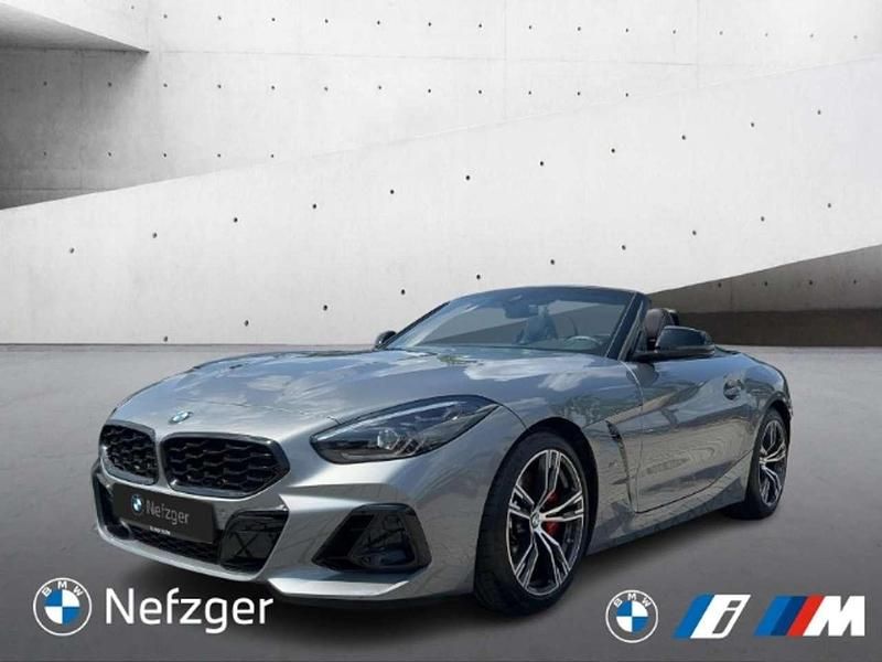 Skyscraper grau metallic (metallic) Gebraucht 2024 BMW Z4 M M Sport Cabrio | 54.900 € (Fairer Preis) - Bild 1/4