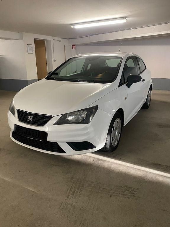 Weiß Gebraucht 2013 Seat Ibiza SC Kleinwagen | 4.300 € (Etwas zu teuer) - Bild 1/4