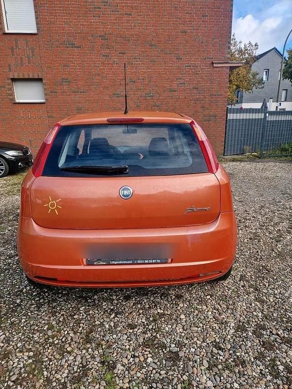 Orange Gebraucht 2007 Fiat Grande Punto Kleinwagen | 1.700 € - Bild 1/3