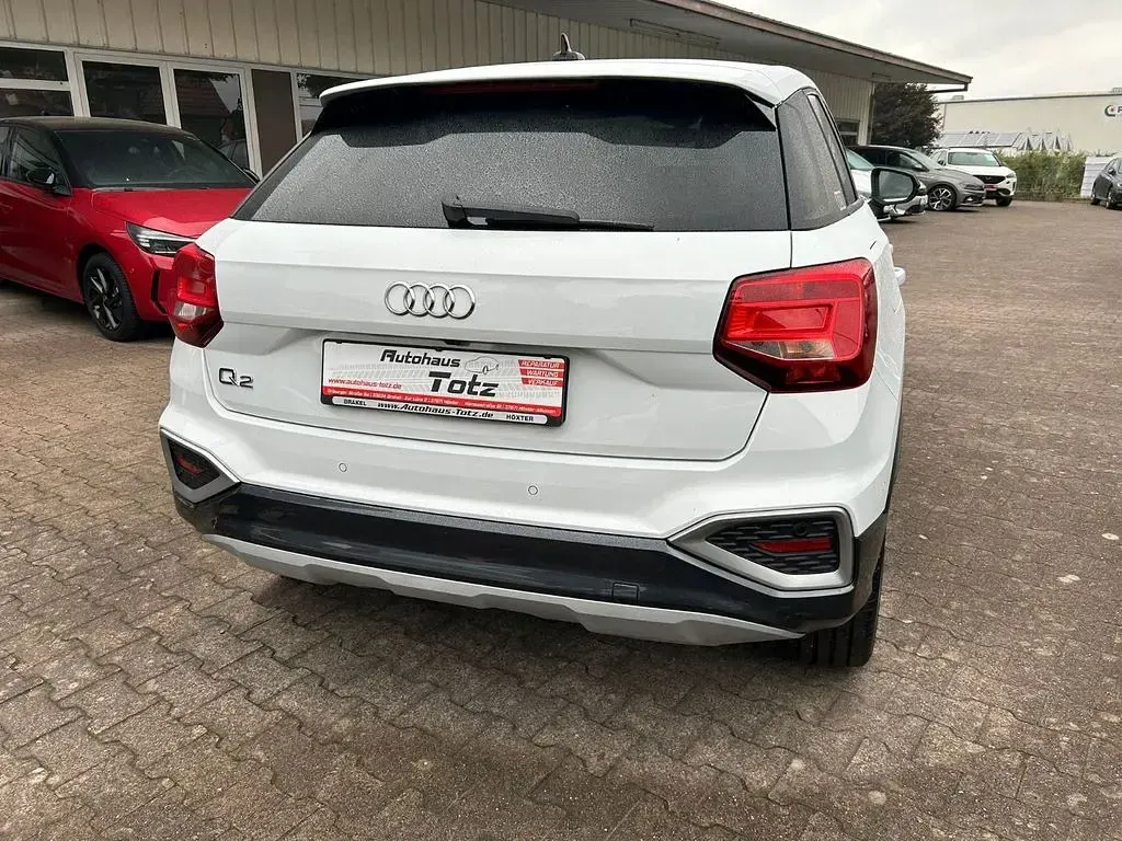 Gebraucht Audi Q2 Advanced Plus 150 PS (110 kW) 2021 Weiß SUV