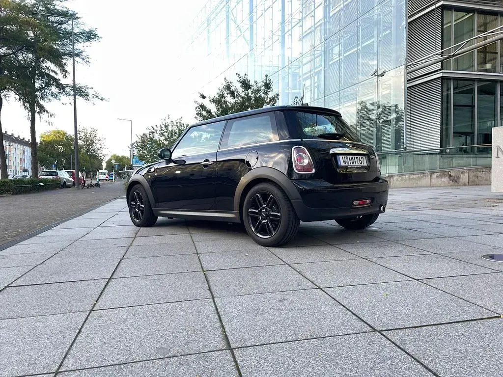 Gebraucht Mini Cooper D 111 PS (81 kW) 2013 Schwarz Kleinwagen