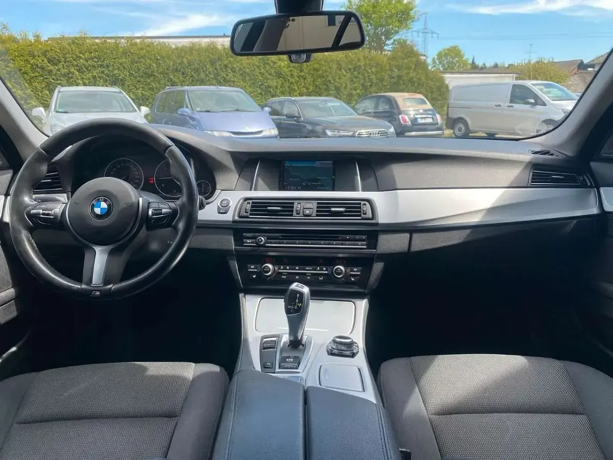 Używany BMW 520 190 KM (139 kW) 2016 Czarny Kombi