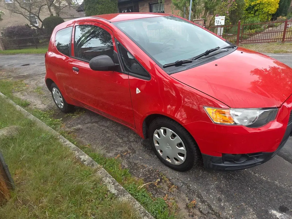 Gebraucht Mitsubishi Colt 75 PS (55 kW) 2009 Rot Kleinwagen