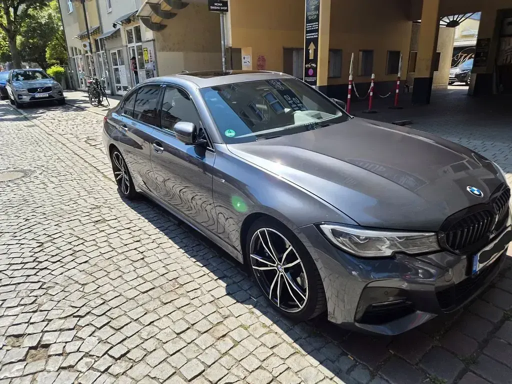 Gebraucht BMW 330 M Sport 265 PS (194 kW) 2019 Grau Limousine
