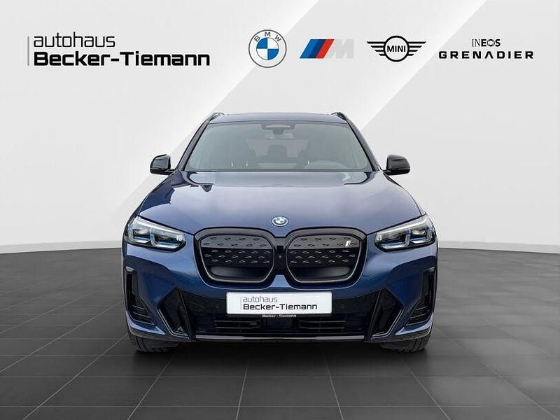 Gebraucht BMW iX3 Impressive 210 kW (286 PS) 2022 Phytonicblau SUV