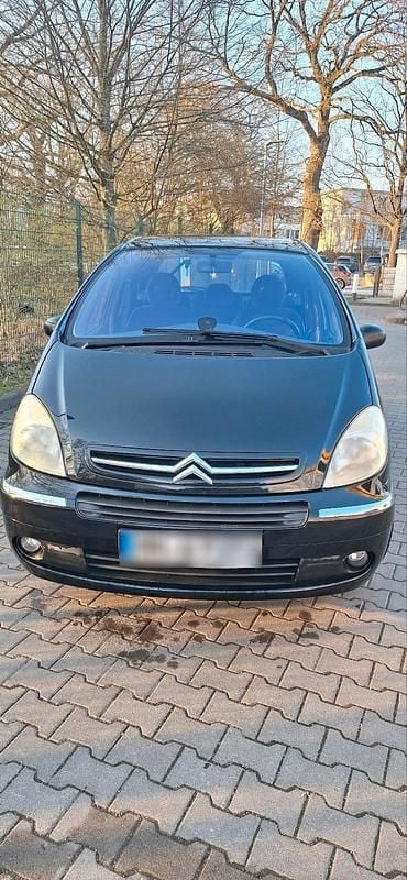 Gebraucht Citroën Xsara Picasso 106 PS (77 kW) 2008 Van / Kleinbus