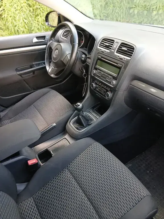 Gebraucht VW Golf VI Trendline 105 PS (77 kW) 2010 Grau Kleinwagen