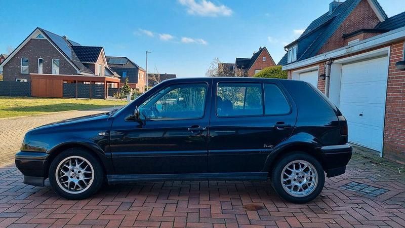 Gebraucht VW Golf III 75 PS (55 kW) 1997 Schwarz Limousine