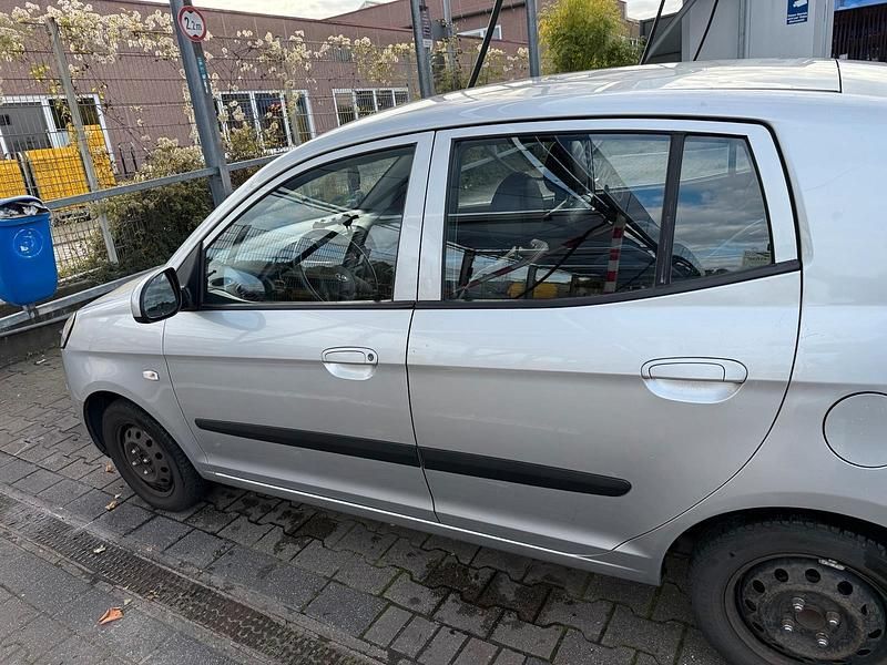 Grau Gebraucht 2009 Kia Picanto Kleinwagen | 1.400 € (Guter Preis) - Bild 1/4