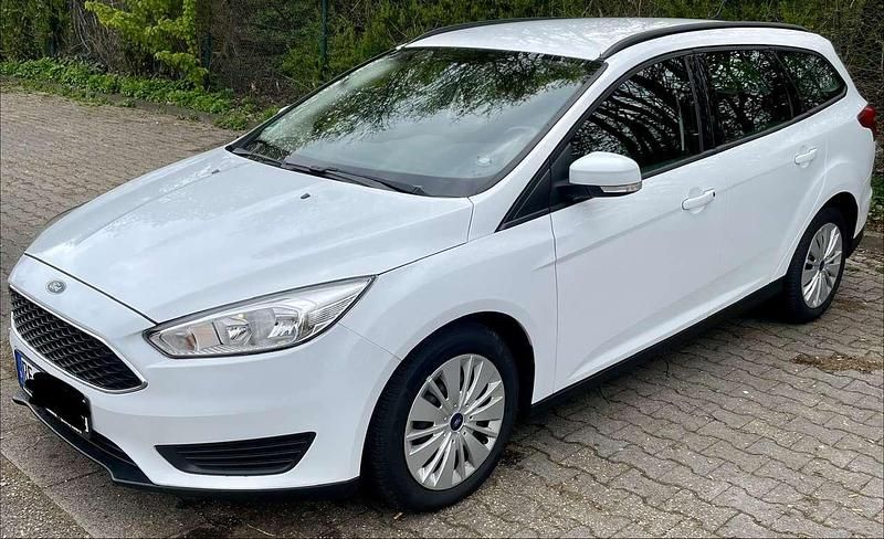 Gebraucht Ford Focus Trend 101 PS (74 kW) 2017 Kombi