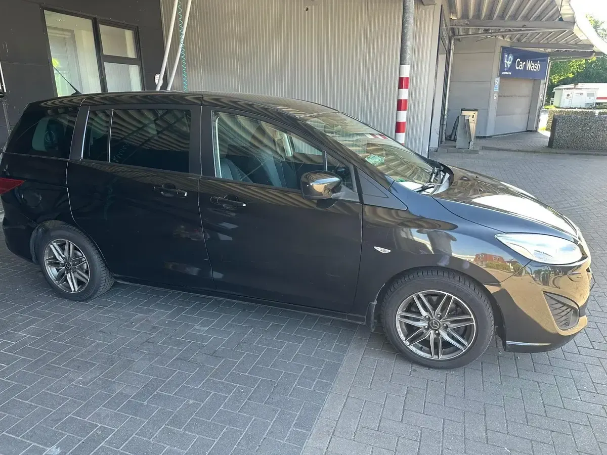 Gebraucht Mazda 5 116 PS (85 kW) 2011 Schwarz Van / Kleinbus