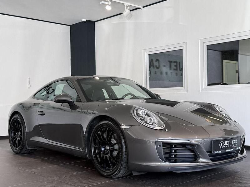 Gebraucht Porsche 911 Carrera 370 PS (272 kW) 2018 Grau Coupé
