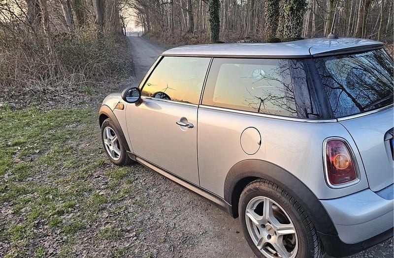 Gebraucht Mini Cooper 75 PS (55 kW) 2009 Grau Kleinwagen