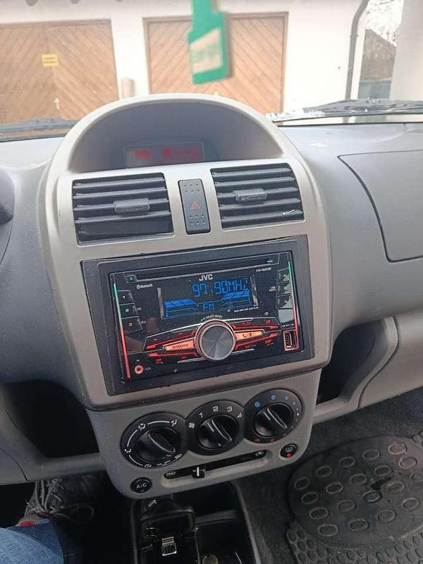 Gebraucht Suzuki Ignis Comfort 94 PS (69 kW) 2005 Schwarz SUV